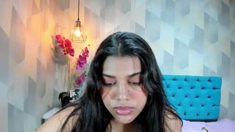 Snapshot of lindabreexlove chatting on 05.27.26 online show from 05.27.26