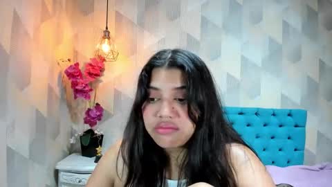 Snapshot of lindabreexlove chatting on 05.29.26 online show from 05.29.26