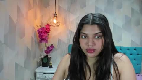 Snapshot of lindabreexlove chatting on 05.31.26 online show from 05.31.26