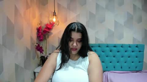 Snapshot of lindabreexlove chatting on 07.15.26 online show from 07.15.26