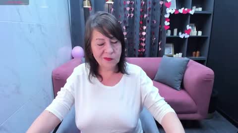 Linda online show from 02.15.25