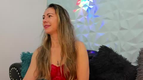 lindsay_cg online show from 05.26.26