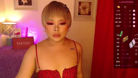 Lindsay online show from 02.10.25