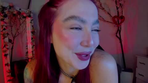 Lindsay    online show from 04.04.26