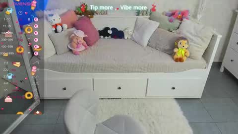 Alexandra online show from 09.21.25