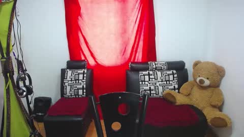 lindsey_2023 online show from 03.07.25