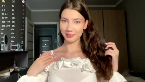 Linda online show from 04.19.26