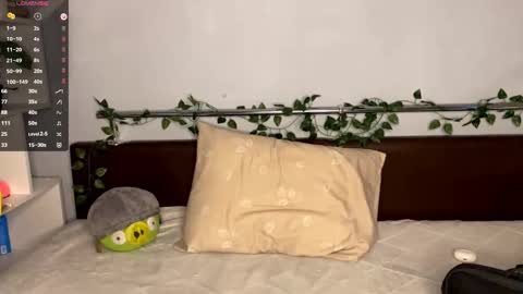 Kate online show from 10.16.25