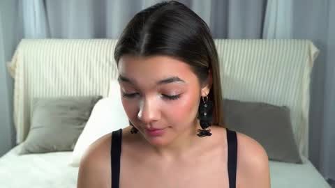 Kate online show from 10.18.25