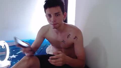 Snapshot of linger420 chatting on 10.12.25 linger420 online show from 10.12.25