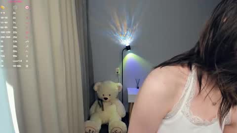 Lina online show from 09.14.25