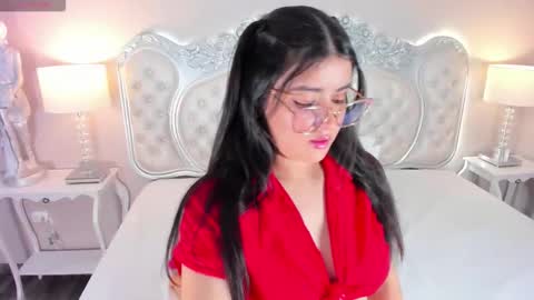 Linna online show from 10.09.25