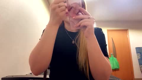 Rose online show from 02.27.26