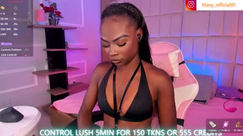 Snapshot of linsyadams chatting on 01.15.25 online show from 01.15.25