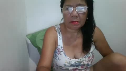 linzy164236 online show from 01.26.25