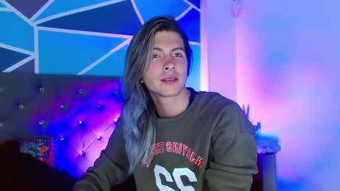 Snapshot of lio_rossue chatting on 10.06.25 Lio online show from 10.06.25