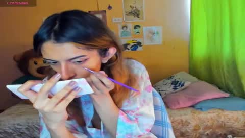 Snapshot of lio_rossue chatting on 10.28.25 Lio online show from 10.28.25