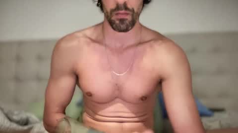 lion_hotty online show from 11.24.25