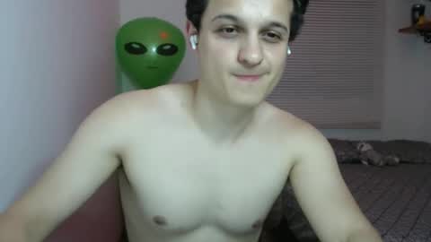 Lion Cluess online show from 11.23.25