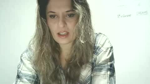 Snapshot of lionessmom chatting on 10.25.25 lionessmom online show from 10.25.25