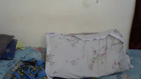 Snapshot of lionesss_ chatting on 10.01.25 lionesss_ online show from 10.01.25