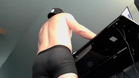 Daddy Lion online show from 02.24.25