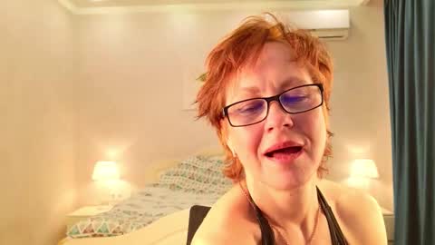 Snapshot of lioraweiss chatting on 03.02.26 Liora Weiss online show from 03.02.26