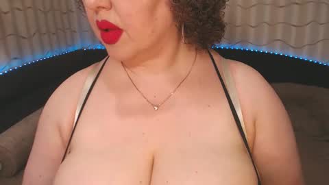 LIpsAddiction online show from 12.20.24