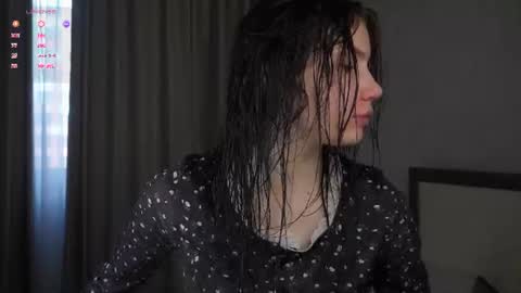 Snapshot of lipswithsmileonthem chatting on 07.01.26 Amelia online show from 07.01.26