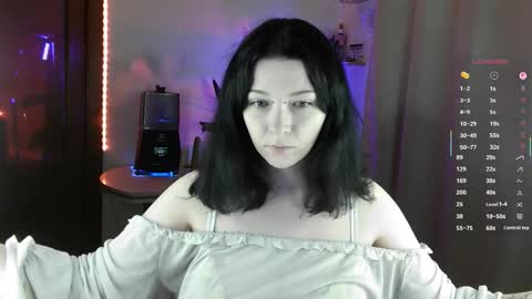 lirara online show from 11.18.25