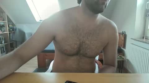 Snapshot of liropogo123456 chatting on 10.18.25 liropogo123456 online show from 10.18.25