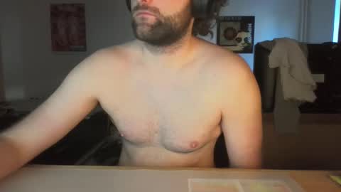 Snapshot of liropogo123456 chatting on 12.16.25 liropogo123456 online show from 12.16.25