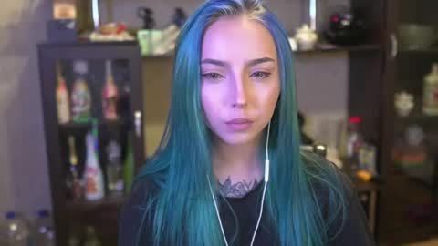 Lisa online show from 04.27.26