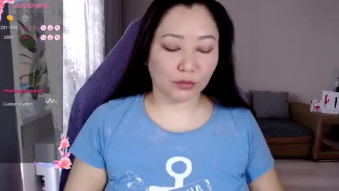 Snapshot of lisa_______ chatting on 11.05.25 Lisa Harris online show from 11.05.25