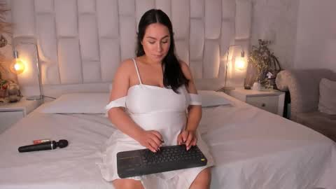 Snapshot of lisa_baker1 chatting on 01.09.26 Lisa Baker online show from 01.09.26