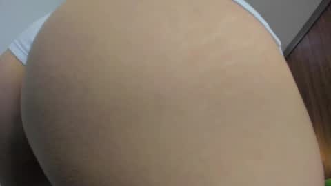 Snapshot of lisa_gerrard_ chatting on 02.19.25 Lisa online show from 02.19.25