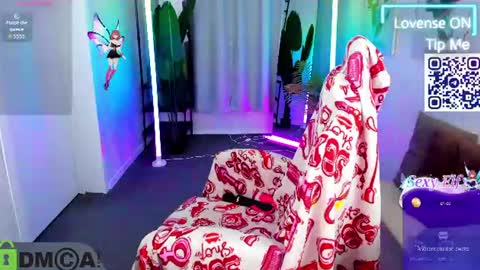 Snapshot of lisa_rabbit chatting on 06.12.26 lisa_rabbit online show from 06.12.26