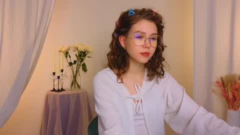 Snapshot of lisa_roses chatting on 12.07.24  Lisa  online show from 12.07.24