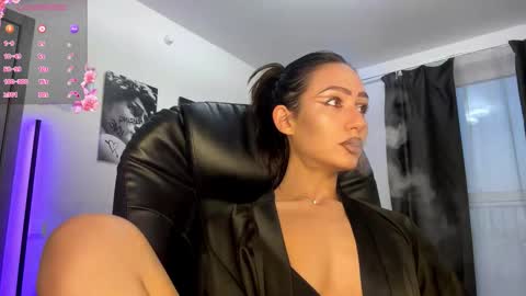 Lisa online show from 10.08.25