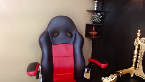 Snapshot of lisa_sparkleee chatting on 02.14.26 lisa_sparkleee online show from 02.14.26