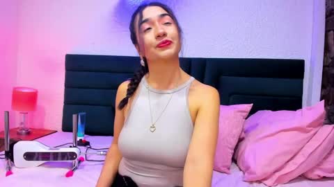 lisa white  online show from 05.25.26