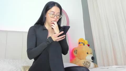 Lisa online show from 12.04.24