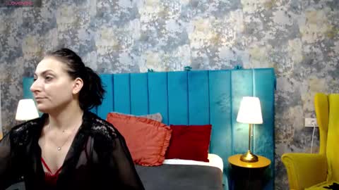 lisacroft online show from 12.17.25