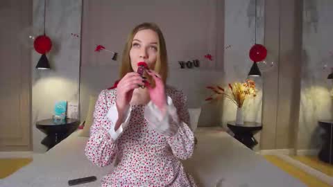 Snapshot of lisafalse chatting on 02.15.26 Lisa online show from 02.15.26