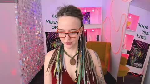 Snapshot of lisafoxy_y chatting on 03.06.26 Lisa online show from 03.06.26