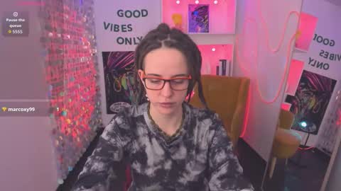 Snapshot of lisafoxy_y chatting on 03.20.26 Lisa online show from 03.20.26