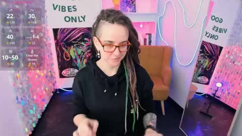 Snapshot of lisafoxy_y chatting on 04.13.26 Lisa online show from 04.13.26