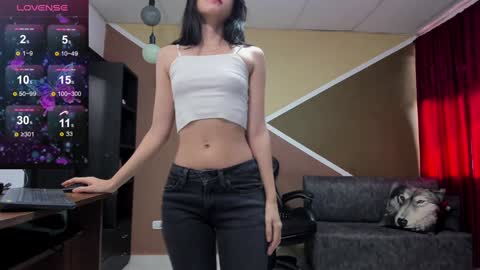 Lisa Gray Independent Model online show from 01.14.25