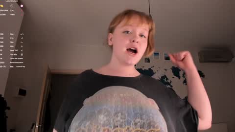 Snapshot of lisalaas chatting on 12.03.24 -Lisa- Help me to reach 100 thumbs up3 online show from 12.03.24