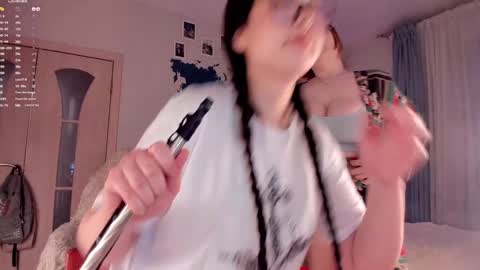 Snapshot of lisalaas chatting on 02.07.25 -Lisa- Help me to reach 100 thumbs up3 online show from 02.07.25